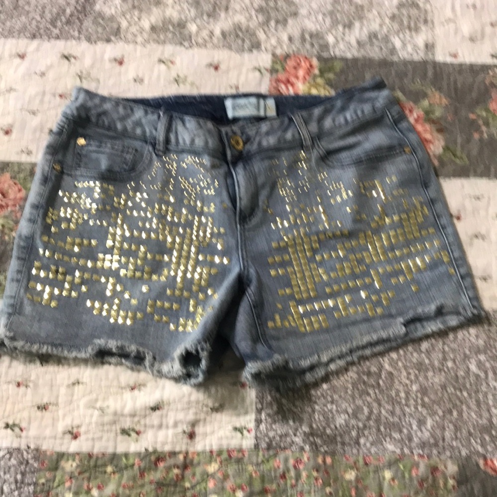 One 5 one Jean Shorts (Sold by Torrid)